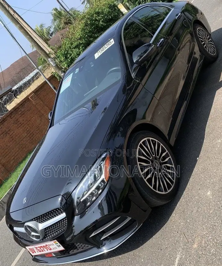 Mercedes-Benz C300 2020 Black