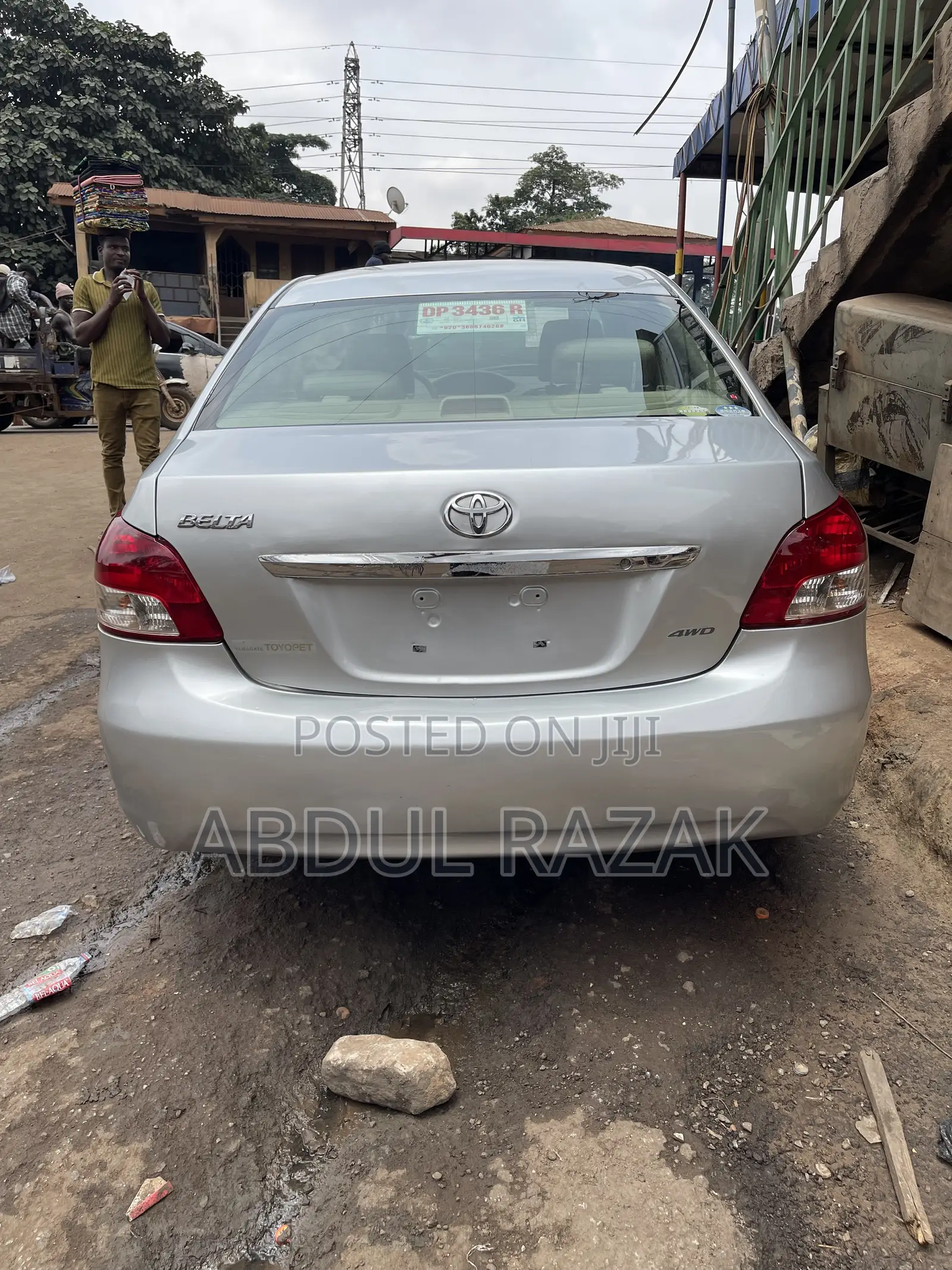 Toyota Belta 2012 Silver
