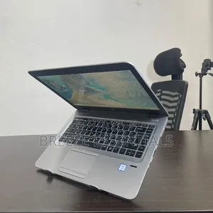 Laptop HP EliteBook 840 G3 8GB Intel Core i5 HDD+SSD 640GB
