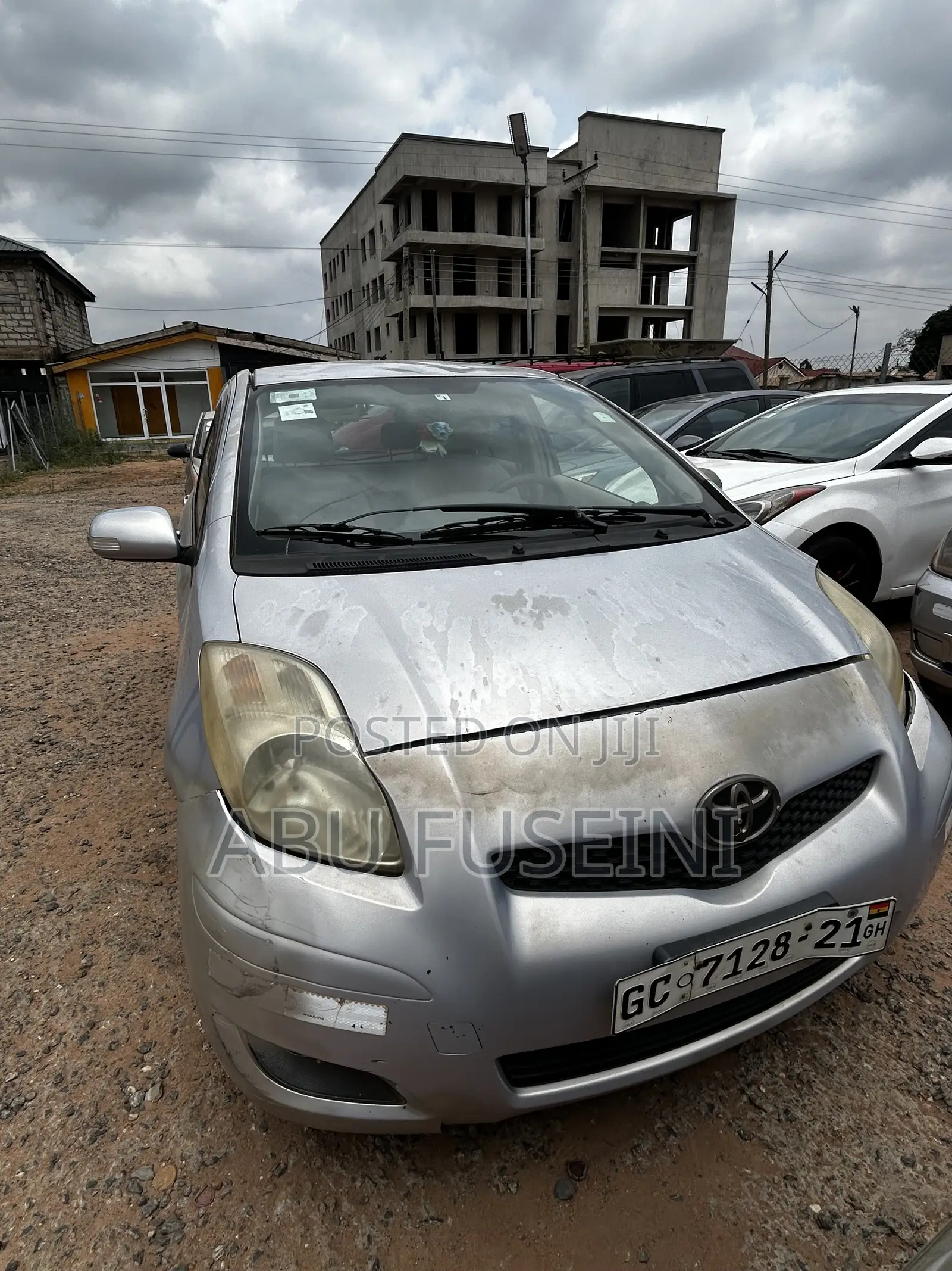 Toyota Vitz 2010 Gray