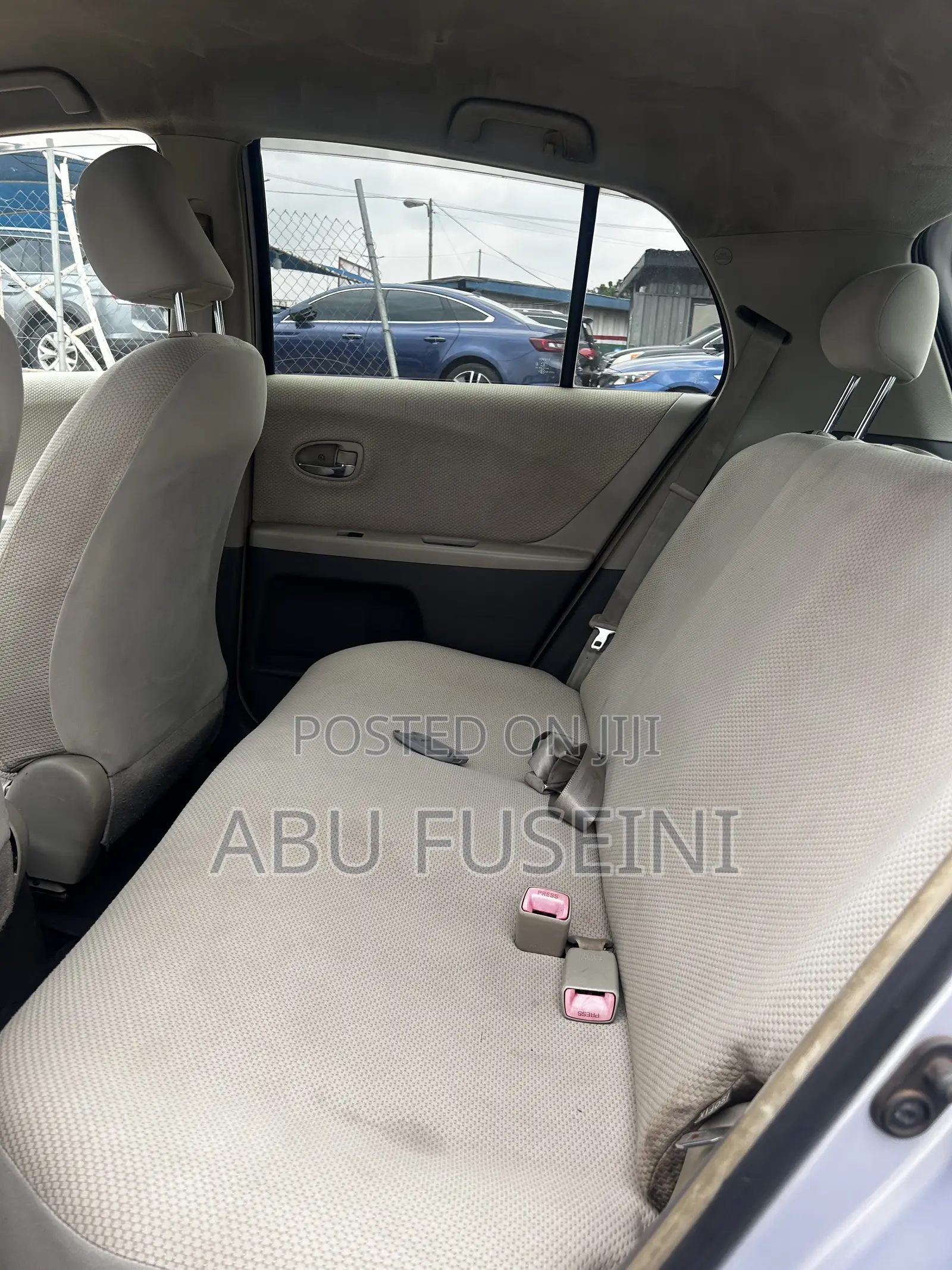 Toyota Vitz 2010 Gray