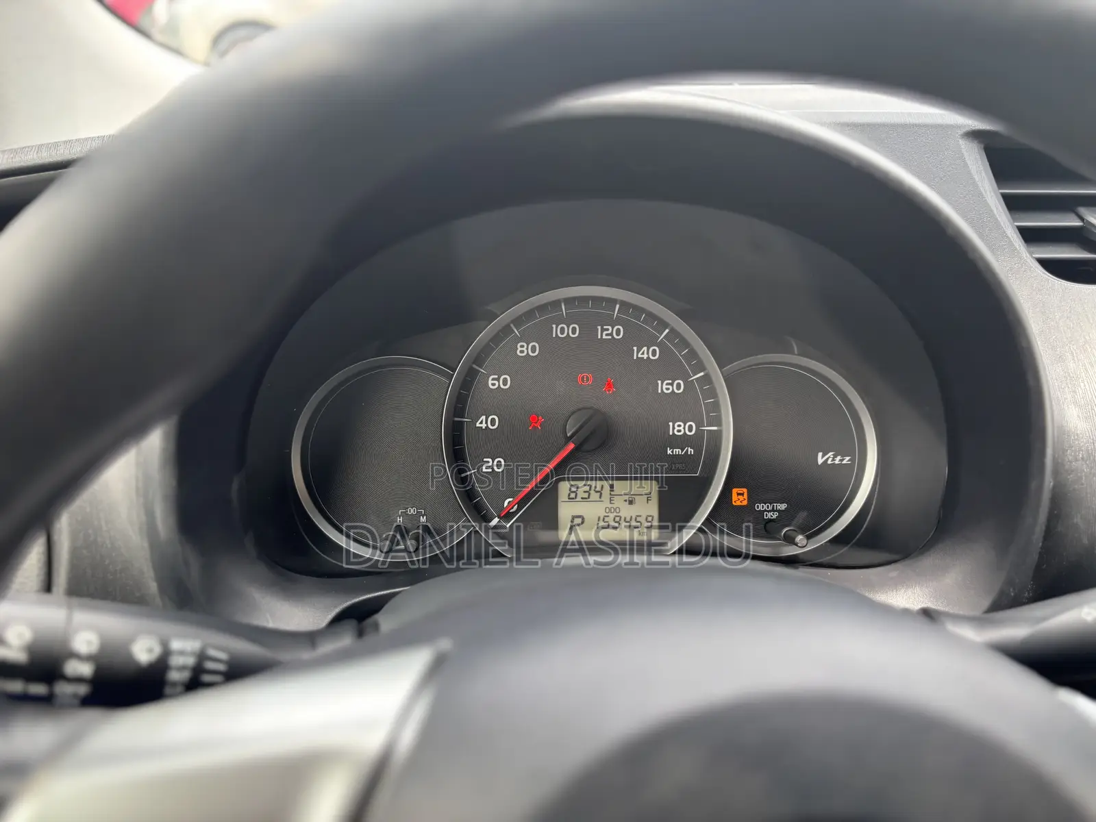 Toyota Vitz 1.3 AWD 3dr 2013 Silver