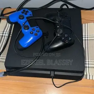 PlayStation 4 Slim 500GB