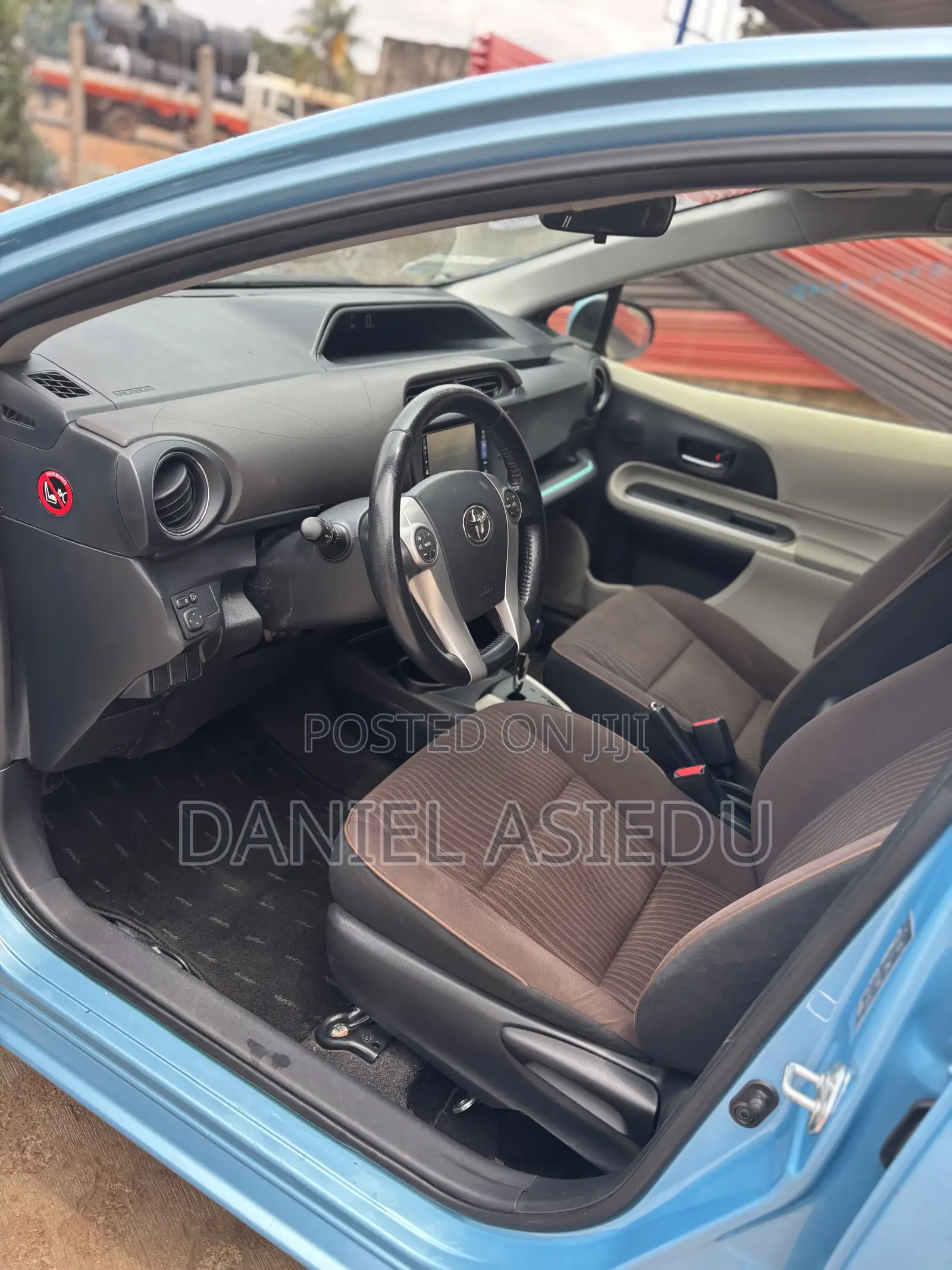 Toyota Aqua 2013 Blue