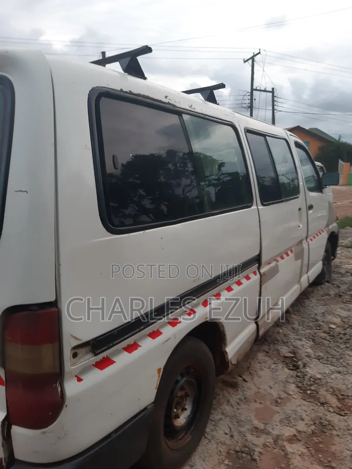 Toyota HiAce 2013 White