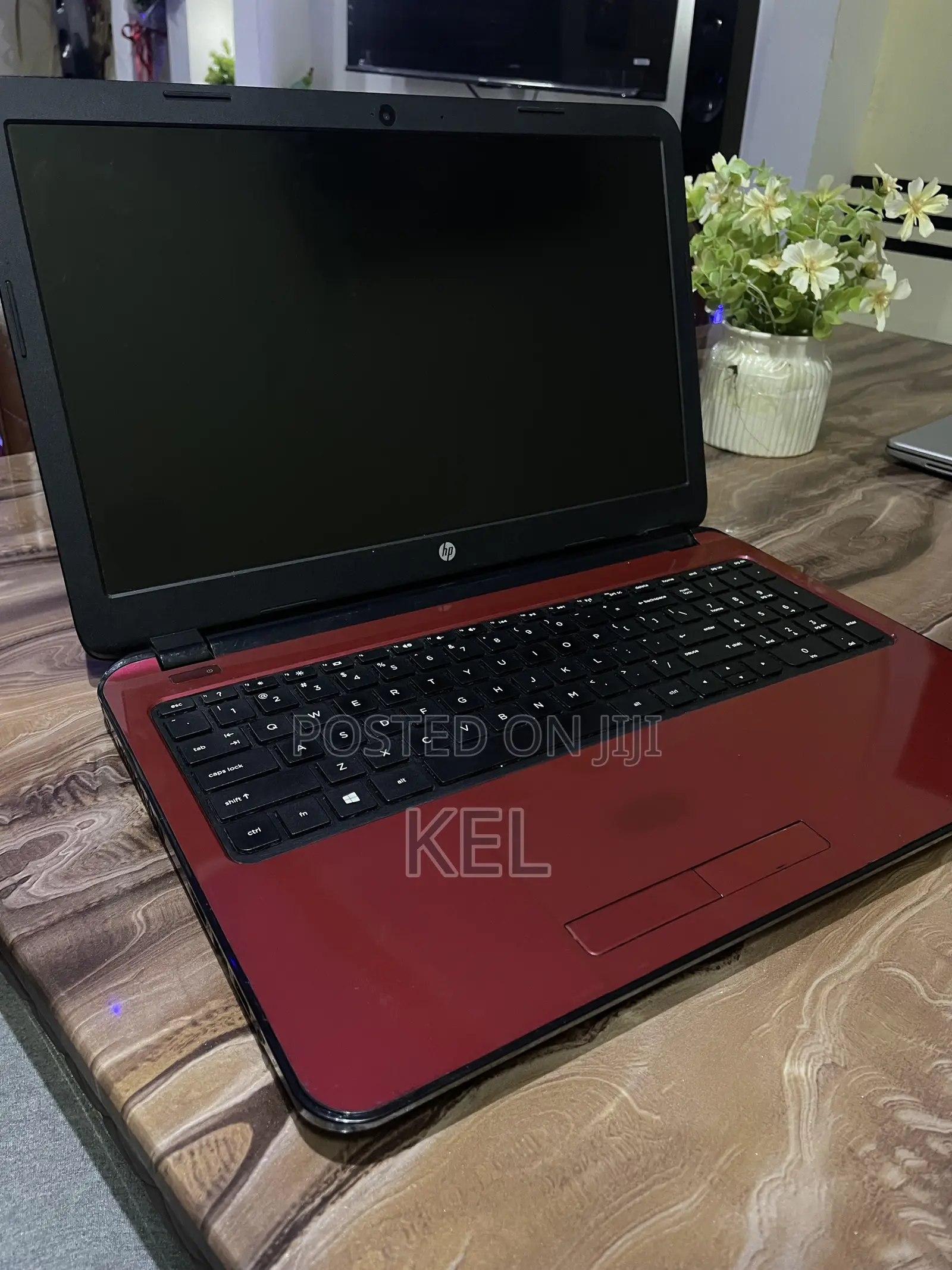 Laptop HP 15-f272wm 8GB Intel Core i5 HDD 500GB