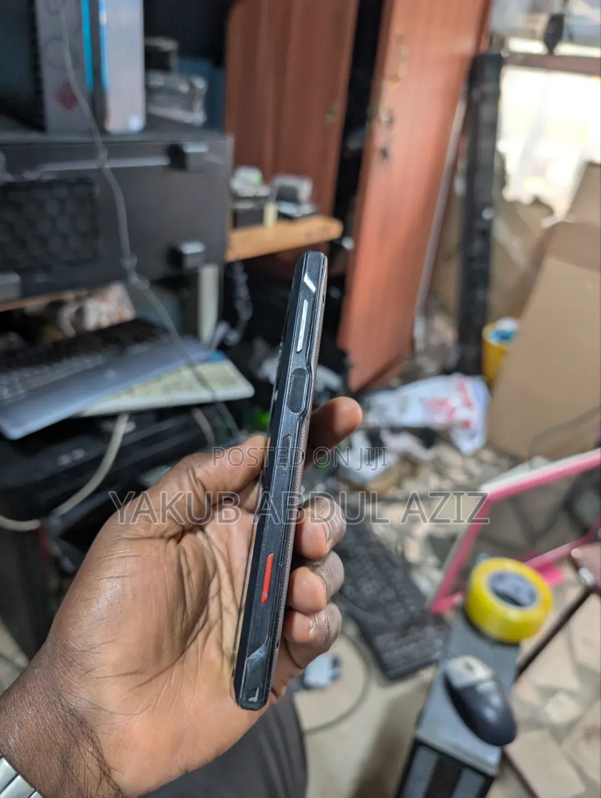 Mobile Phone 32 GB Black