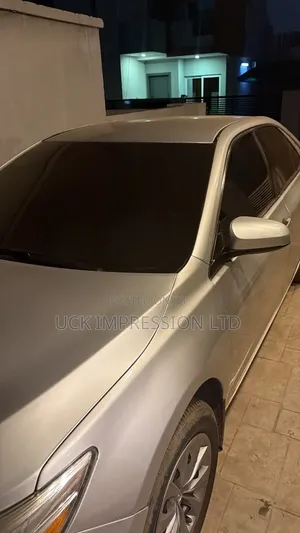 Toyota Camry 2016 Silver