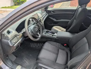 Honda Accord EX-L (2.0L 4cyl Turbo 10A) 2019 Gray