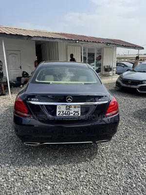 Mercedes-Benz C300 Luxury 4dr AWD 4Matic Sedan (2.0L 4cyl 7A) 2015 Blue