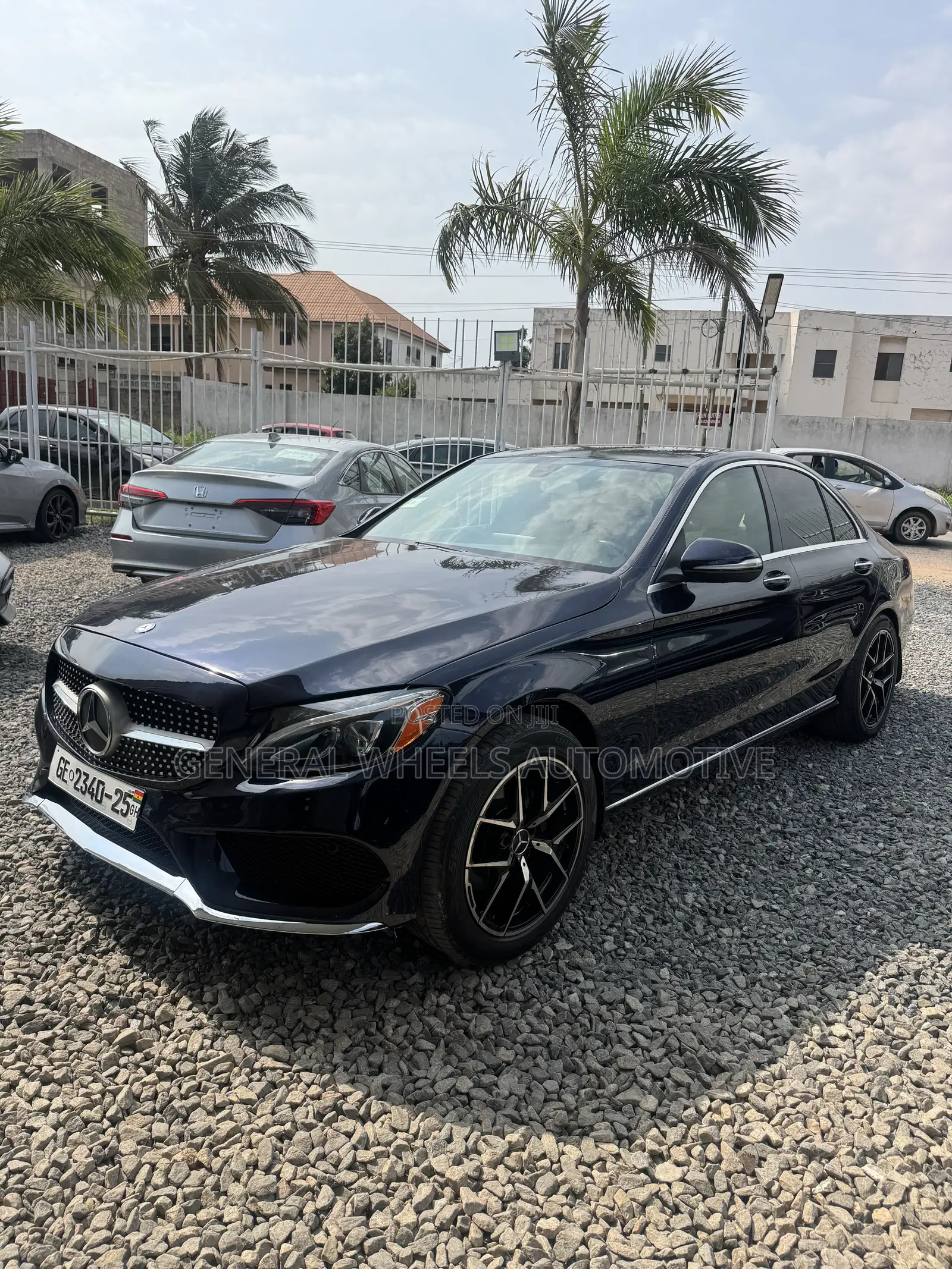 Mercedes-Benz C300 Luxury 4dr AWD 4Matic Sedan (2.0L 4cyl 7A) 2015 Blue