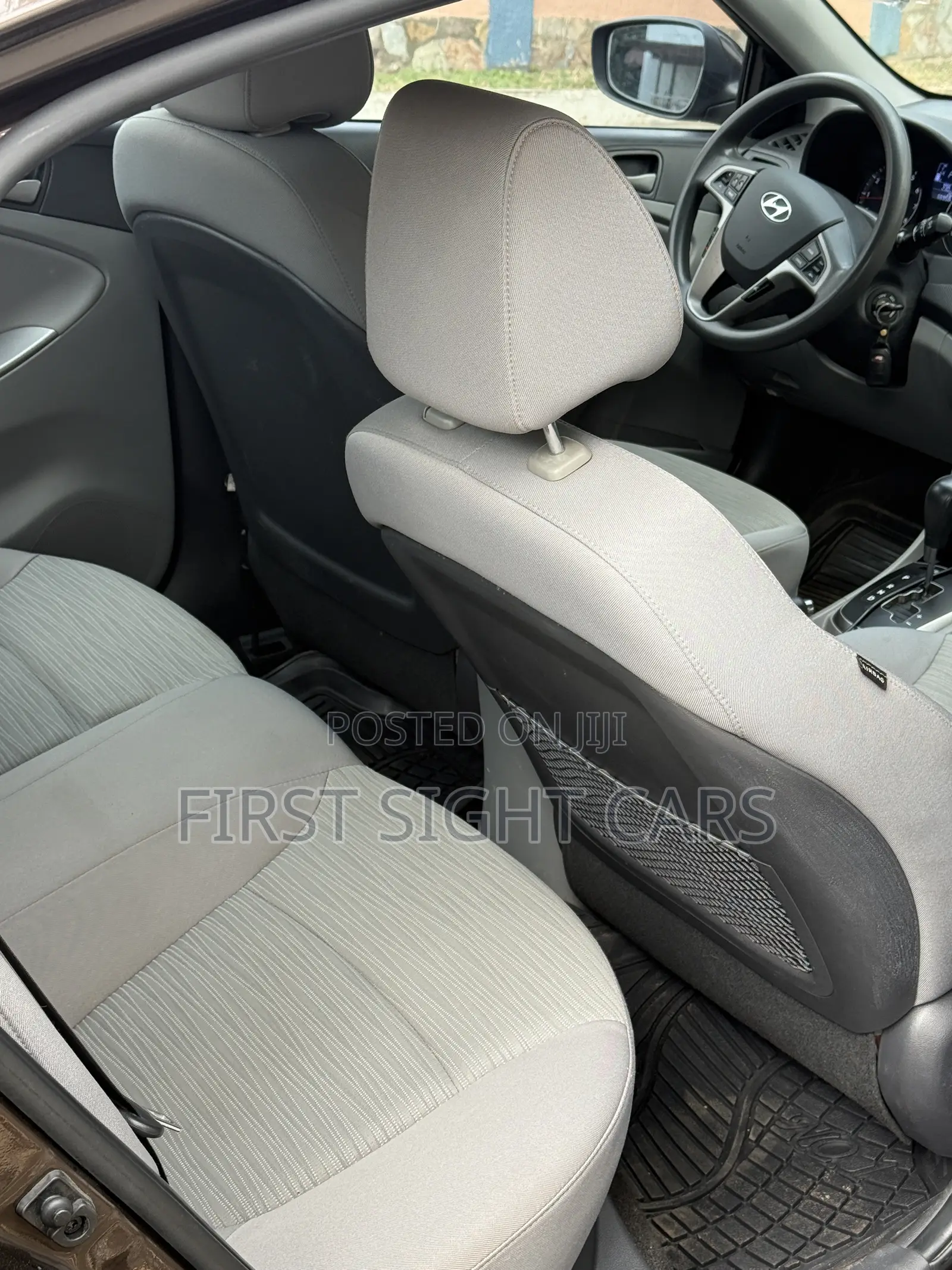 Hyundai Accent SE Sedan 2016 Gray