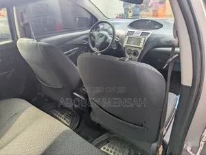 Toyota Yaris 2010