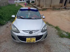 Mazda 2 1.5 MZR 2010 Silver
