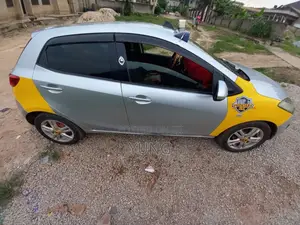 Mazda 2 1.5 MZR 2010 Silver