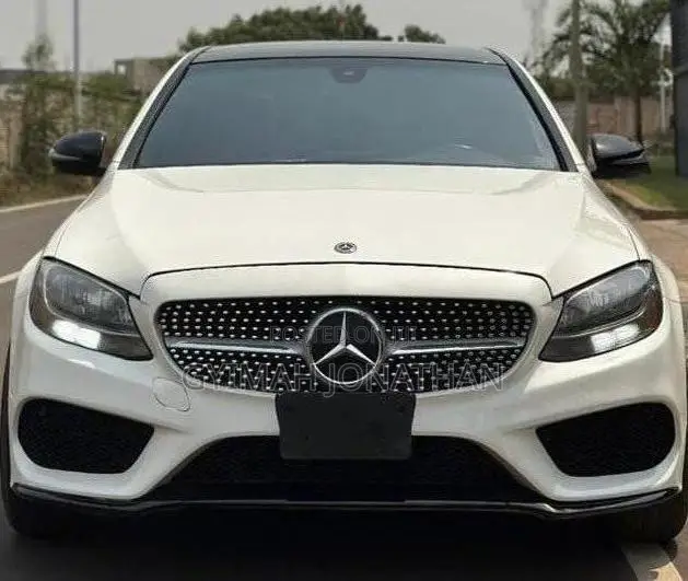 Mercedes-Benz C300 Base C300 AWD 4MATIC Sedan 2018 White