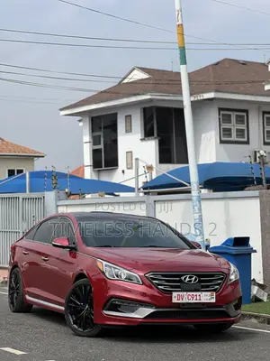 Hyundai Sonata Sport 2.0T Sedan FWD (2.0L 4cyl 6A) 2017 Red