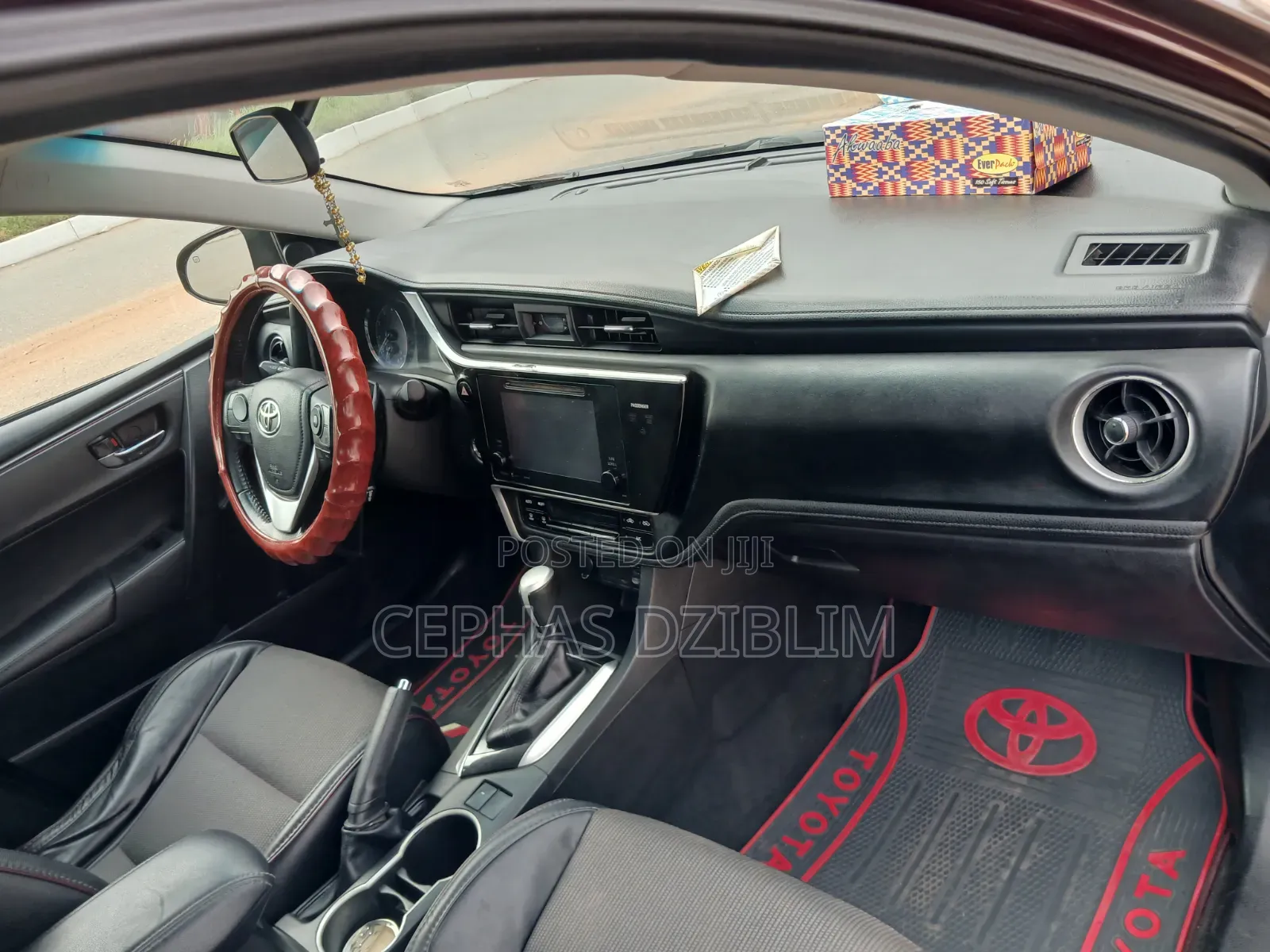 Toyota Corolla 2017 Burgundy