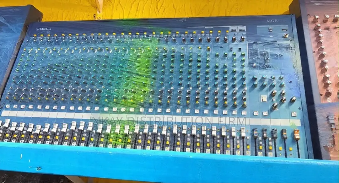 MGP 32 Sound Mixer