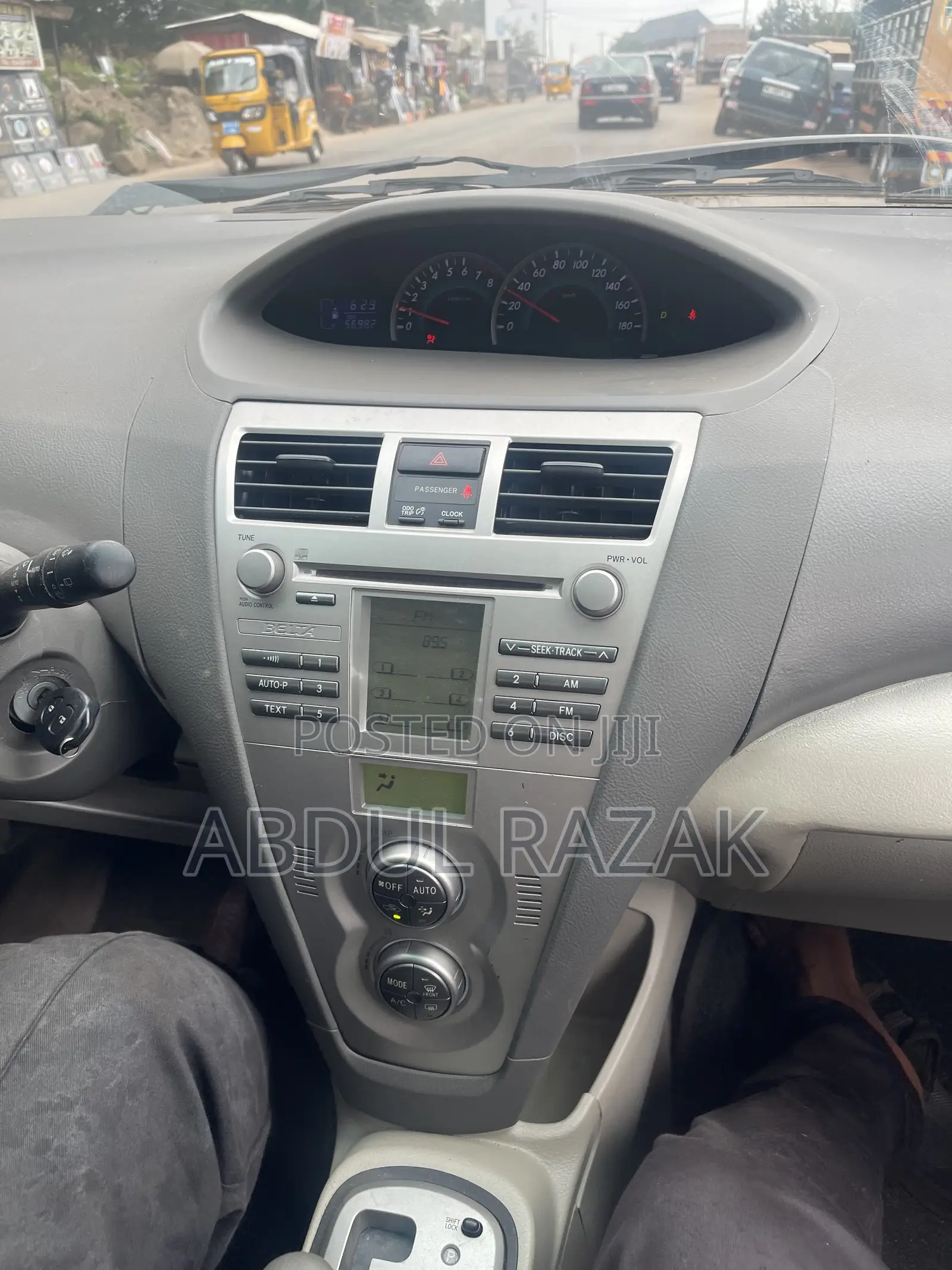 Toyota Belta 2012 Silver