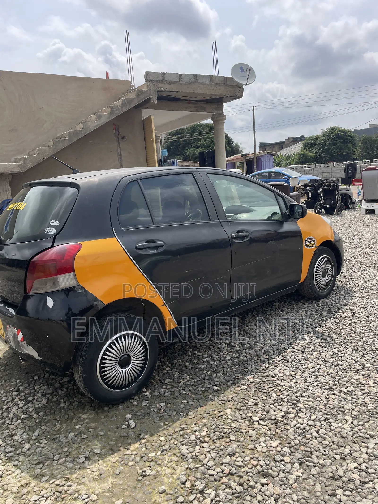 Toyota Vitz 2009 Black