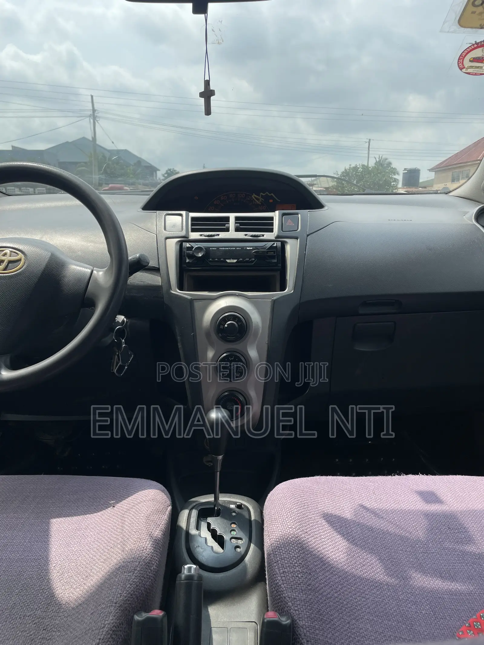 Toyota Vitz 2009 Black