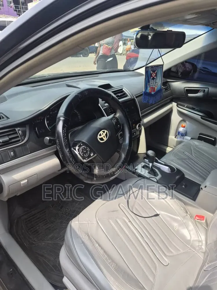 Toyota Camry LE 4dr Sedan (2.5L 4cyl 6A) 2014 Black