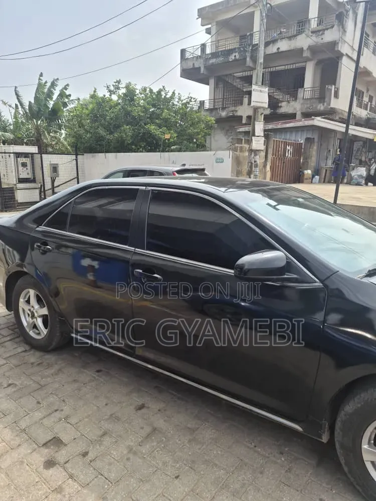 Toyota Camry LE 4dr Sedan (2.5L 4cyl 6A) 2014 Black