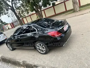 Mercedes-Benz C300 Luxury 4Matic Sedan AWD (2.0L 4cyl 7A) 2016 Black