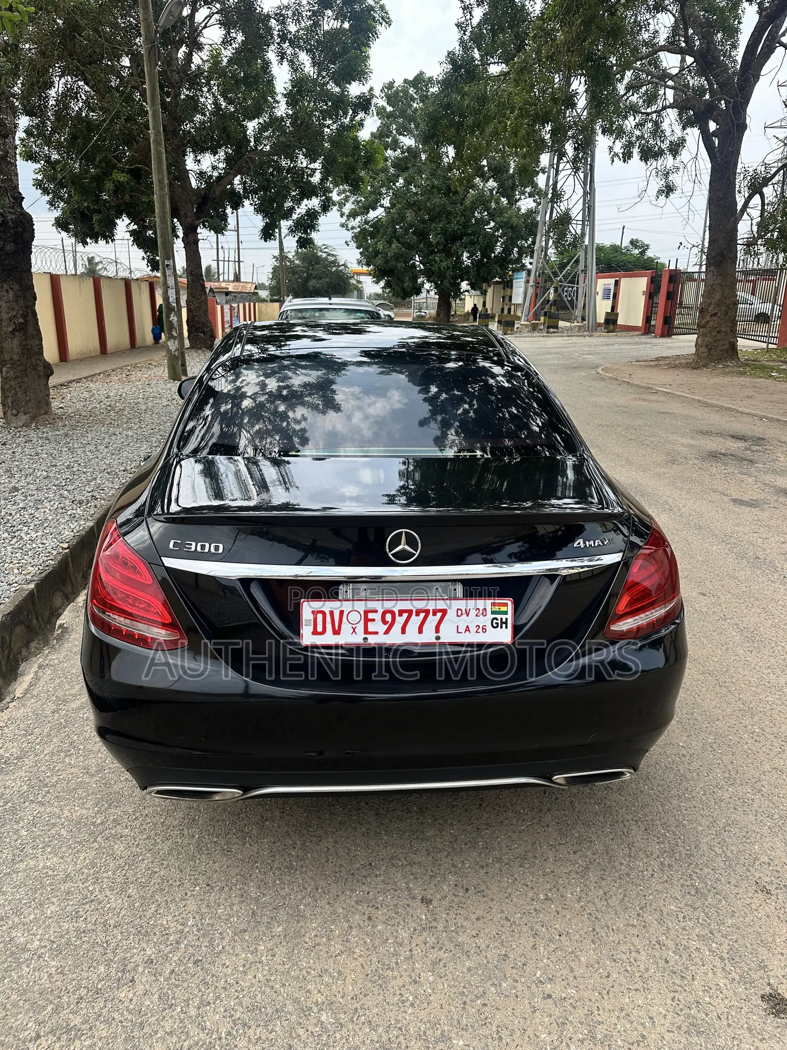 Mercedes-Benz C300 Luxury 4Matic Sedan AWD (2.0L 4cyl 7A) 2016 Black