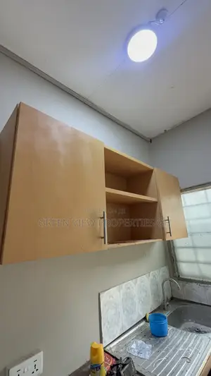 1bdrm Apartment in West Hills Mall Area for rent