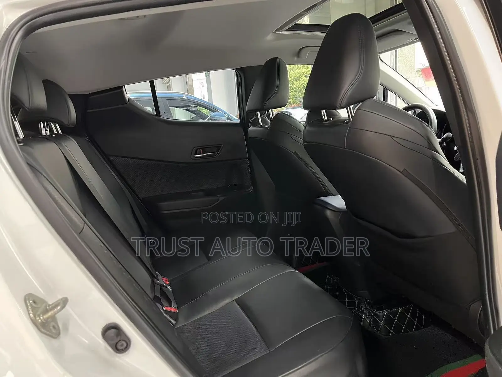 Toyota C-HR 2022 White
