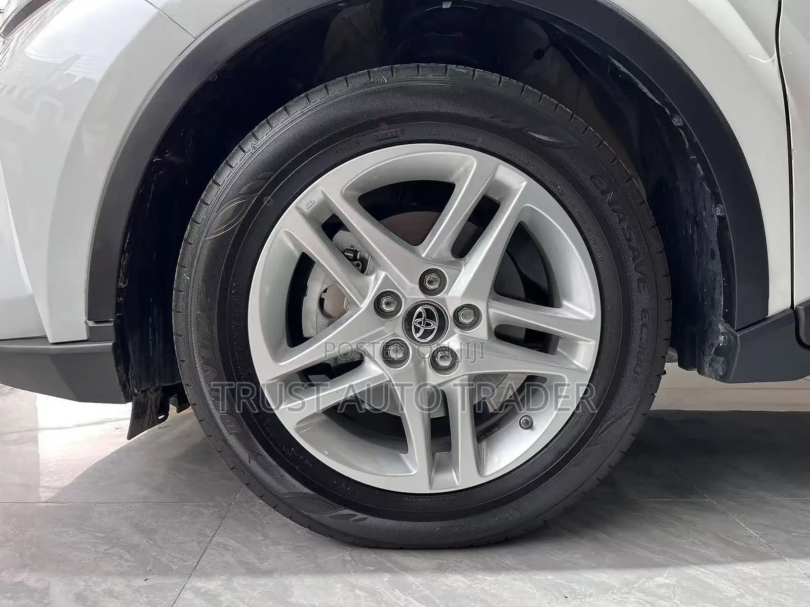 Toyota C-HR 2022 White