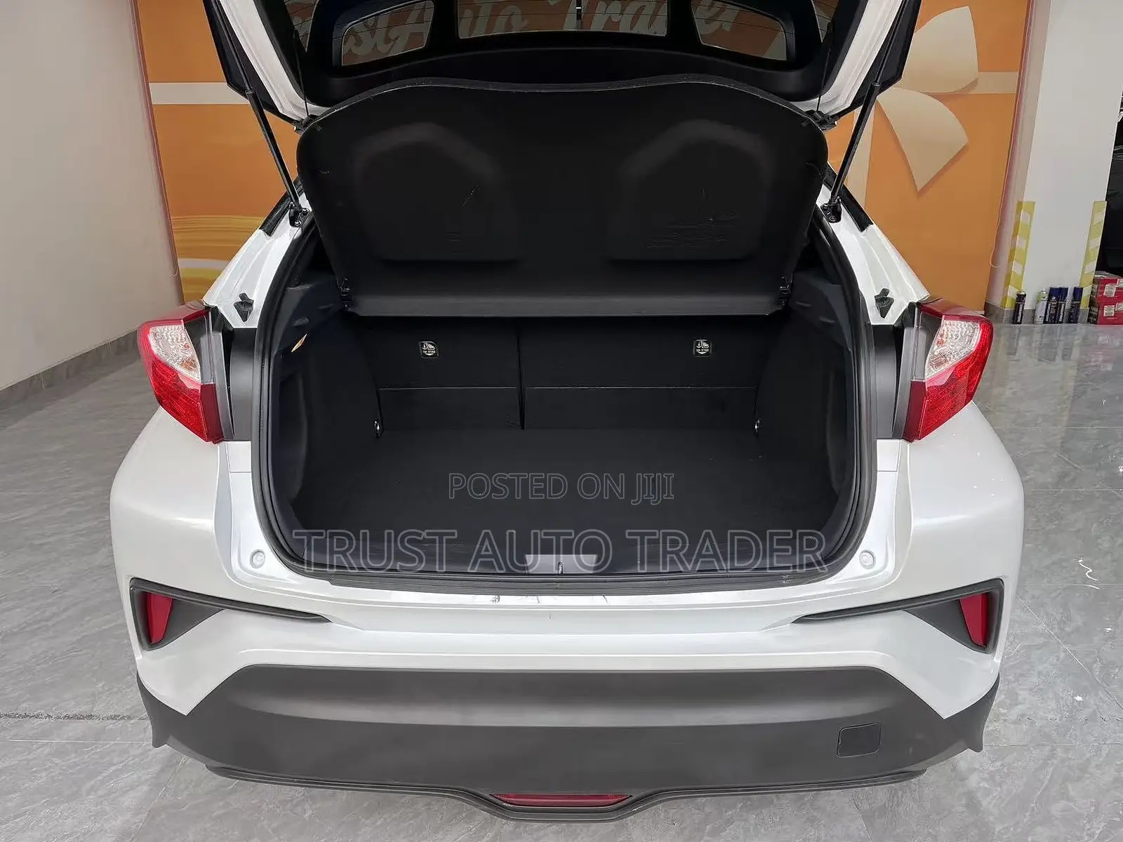 Toyota C-HR 2022 White