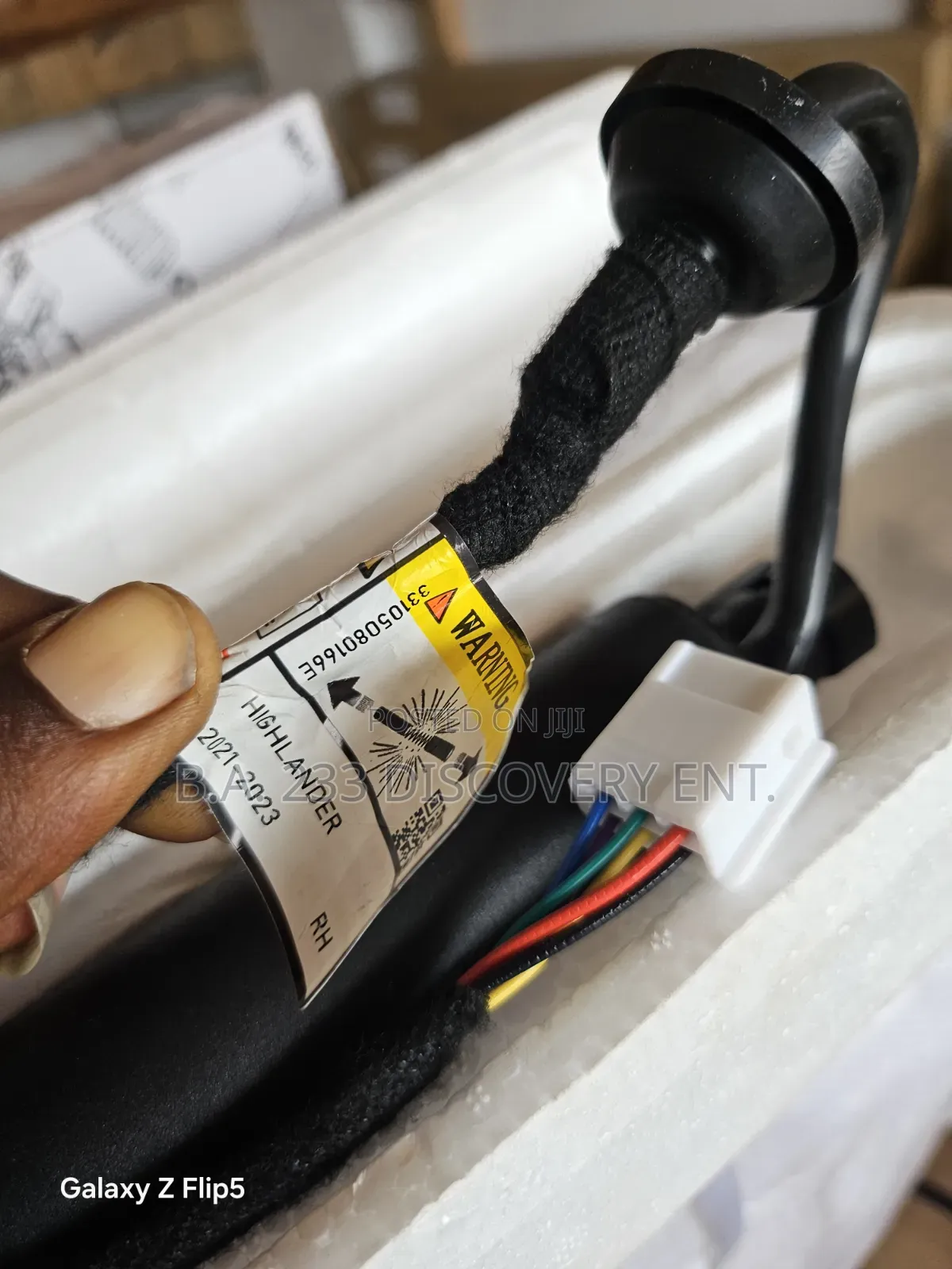 2021/2022/2023/2024 Toyota Highlander Electronic Boot Shocks