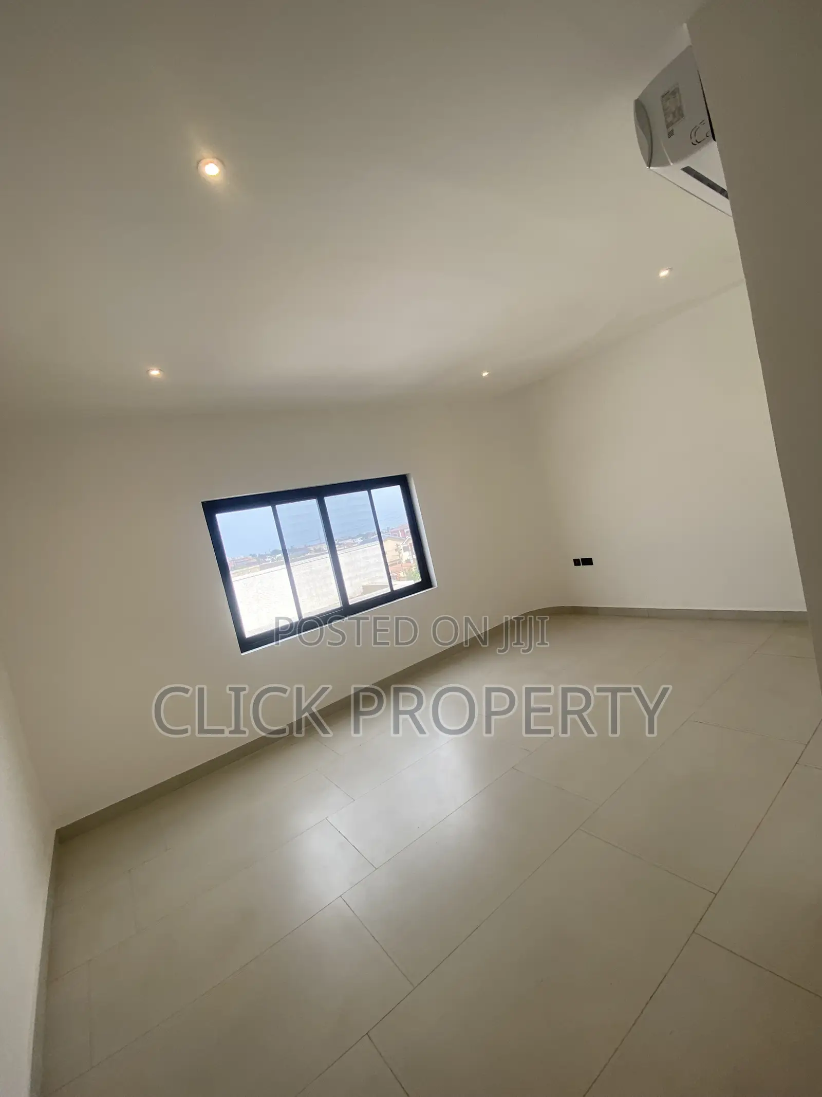 5bdrm House in American House, East Legon for rent
