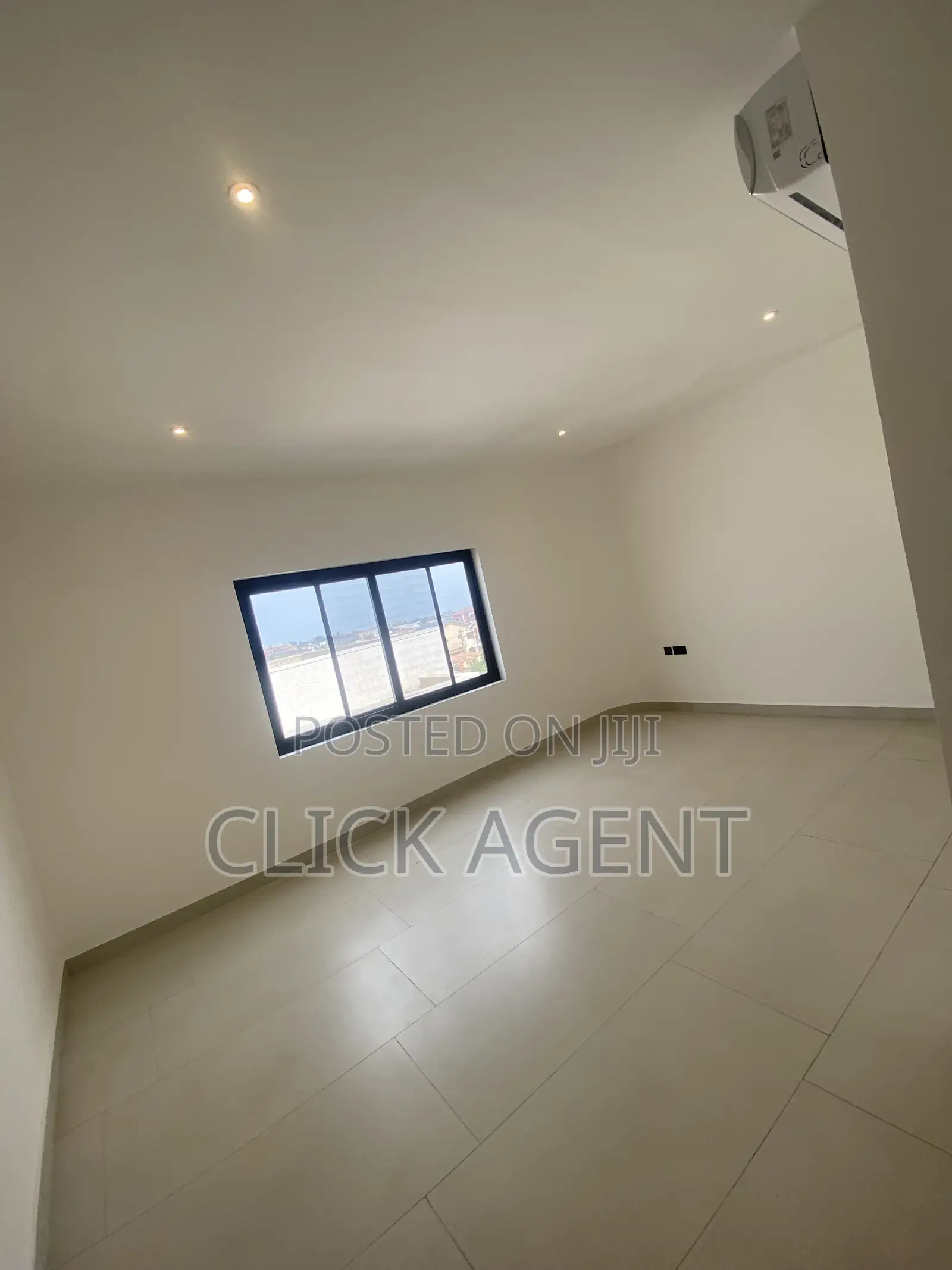 5bdrm House in American House, East Legon for rent