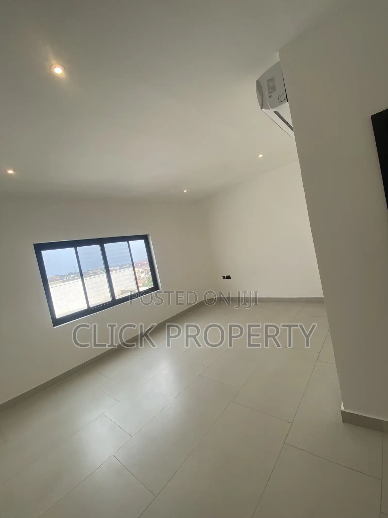 5bdrm House in American House, East Legon for rent