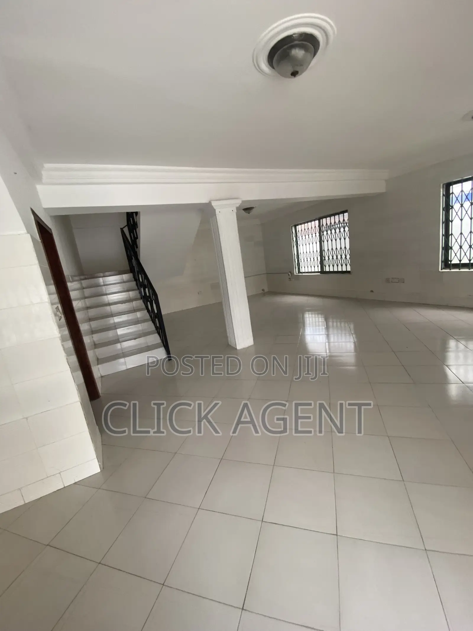 4bdrm House in East Legon, A&C Mall Area for rent
