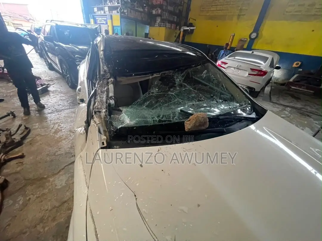 Mercedes-Benz GLA-Class 2025 White