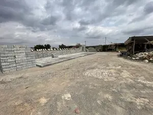4 Plots of Titled Land