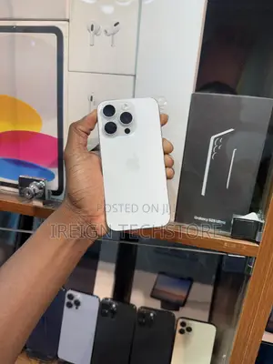 Apple iPhone 15 Pro 128 GB White
