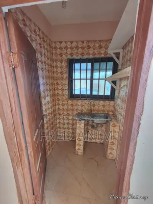 1bdrm Apartment in Nyamekye, Lapaz for rent