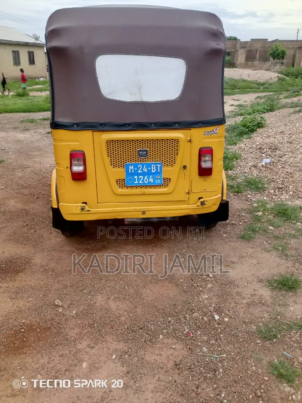 Bajaj RE 2024 Yellow