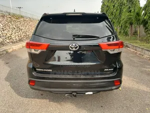 Toyota Highlander 2018 Black