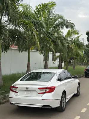 Honda Accord EX-L 2018 White