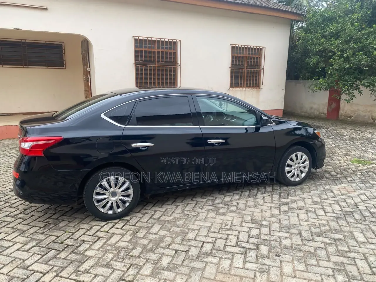 Nissan Sentra 2016 Black