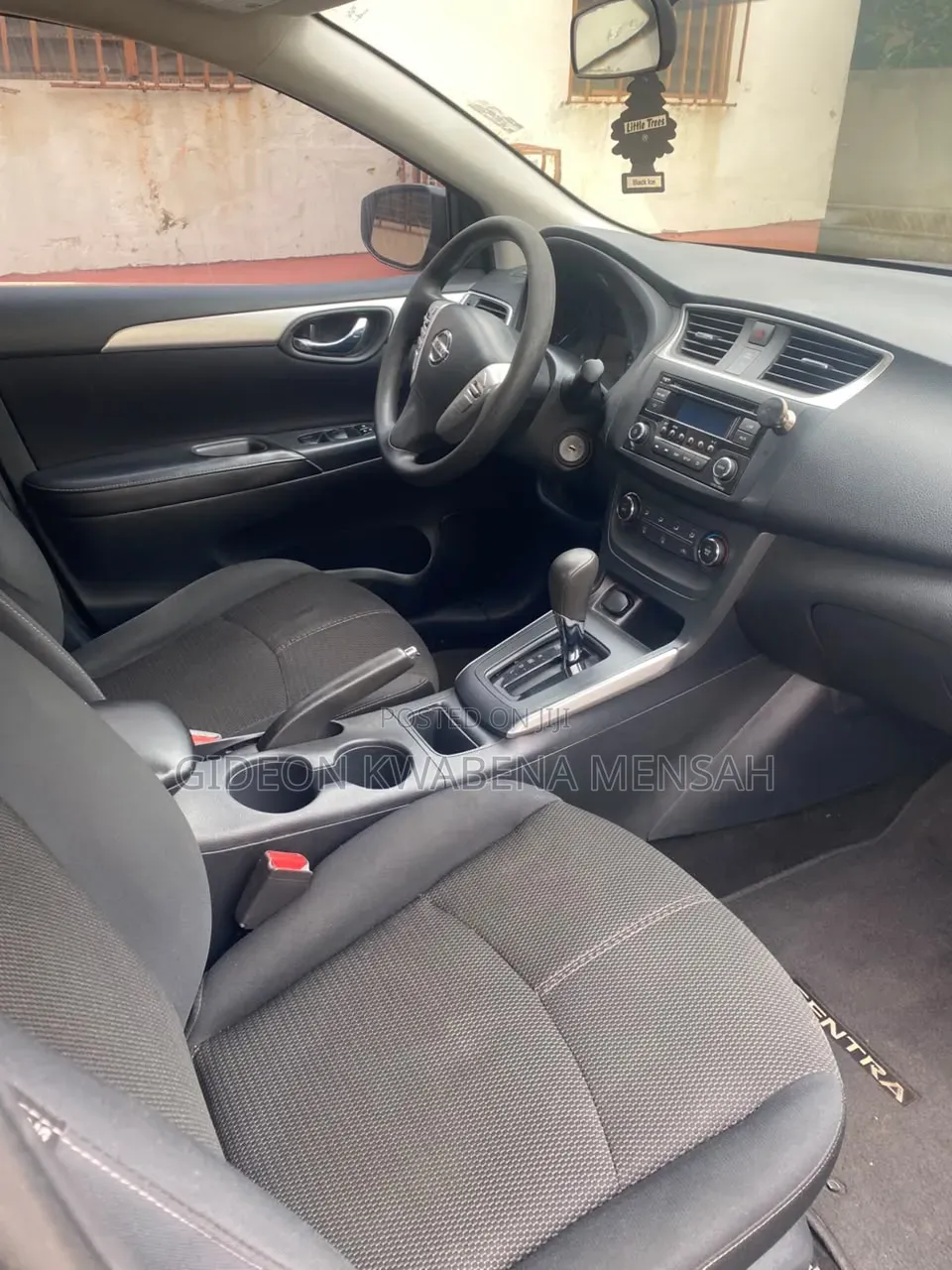 Nissan Sentra 2016 Black