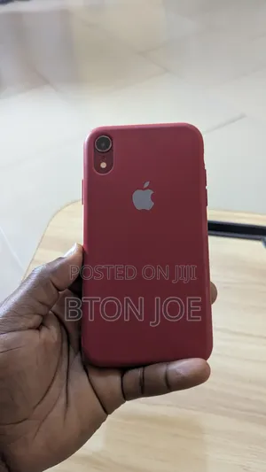 Apple iPhone XR 64 GB Red
