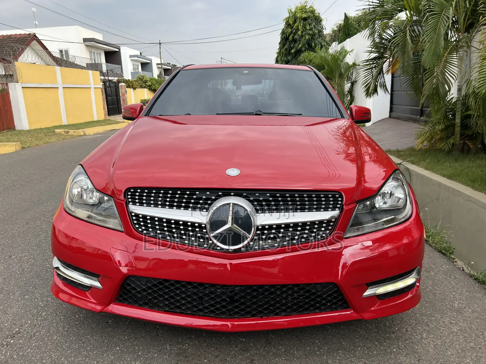 Mercedes-Benz C250 2012 Red